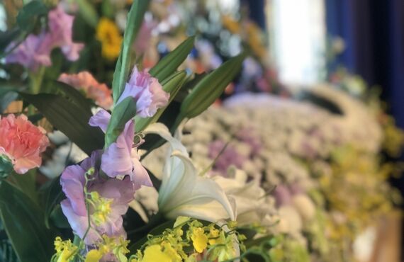 河内長野市で葬儀社をお探しなら心和葬祭なごみにお任せください。後悔しないお葬式をご提供致します。